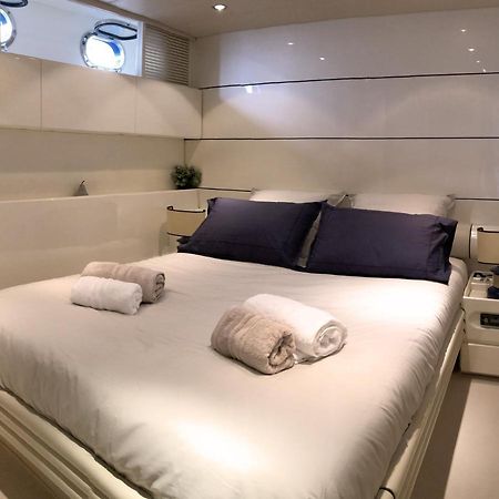 Home Sweet Boat - Chambres D'Hotes 艾姆布里亚布拉瓦 外观 照片