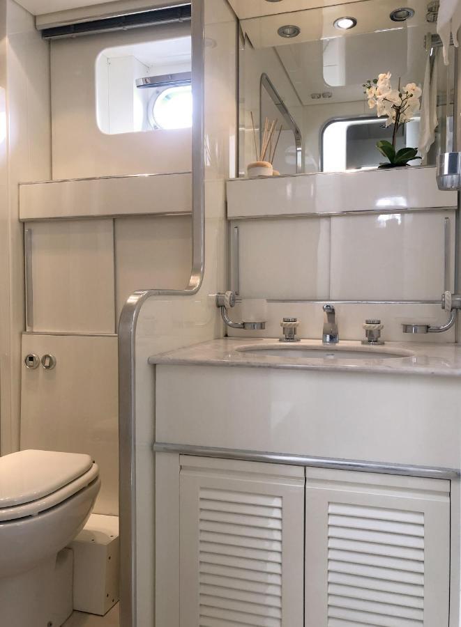 Home Sweet Boat - Chambres D'Hotes 艾姆布里亚布拉瓦 外观 照片